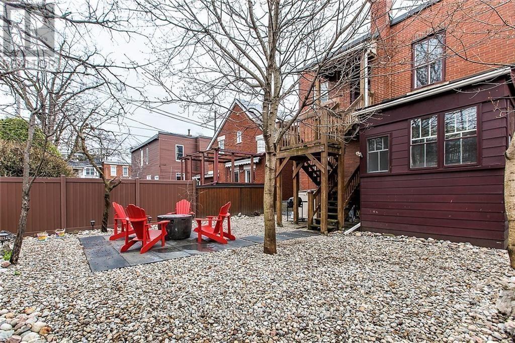 9 1/2 Ella Street, Ottawa, Ontario  K1S 2S3 - Photo 17 - X12615658