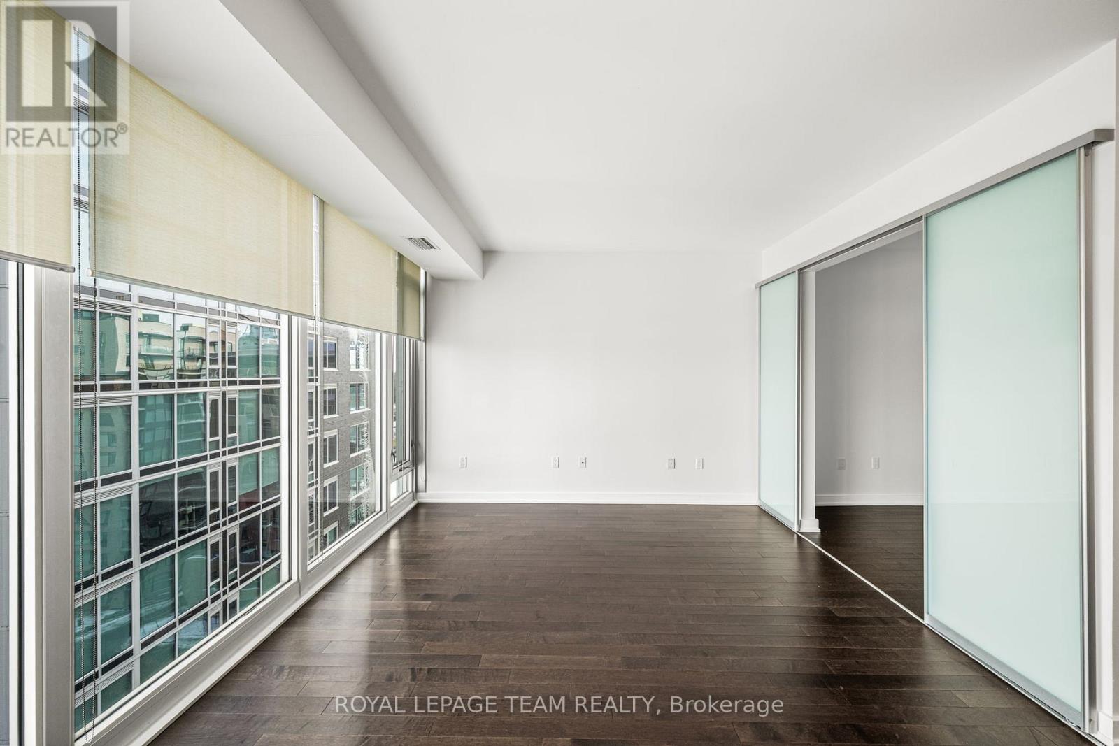 1110 - 111 Champagne Avenue S, Ottawa, Ontario K1S 5V3 - Photo 12 - X12615668