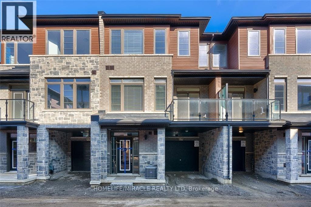 130 - 30 TIMES SQUARE BOULEVARD, Hamilton, Ontario