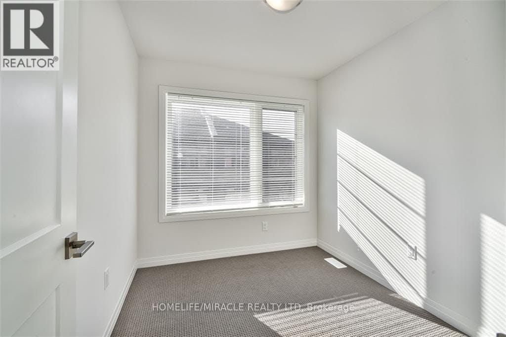 130 - 30 Times Square Boulevard, Hamilton, Ontario  L8J 0L8 - Photo 8 - X12615530