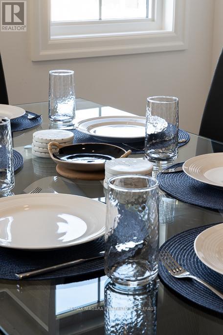 Upper - 7416 Parkside Road, Niagara Falls, Ontario  L2H 3V9 - Photo 31 - X12615628