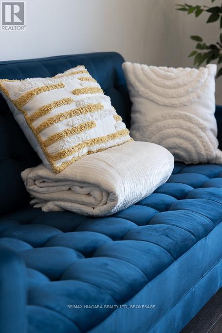 Upper - 7416 Parkside Road, Niagara Falls, Ontario  L2H 3V9 - Photo 32 - X12615628