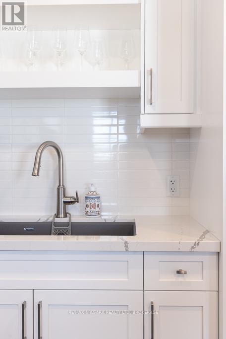 Upper - 7416 Parkside Road, Niagara Falls, Ontario  L2H 3V9 - Photo 37 - X12615628