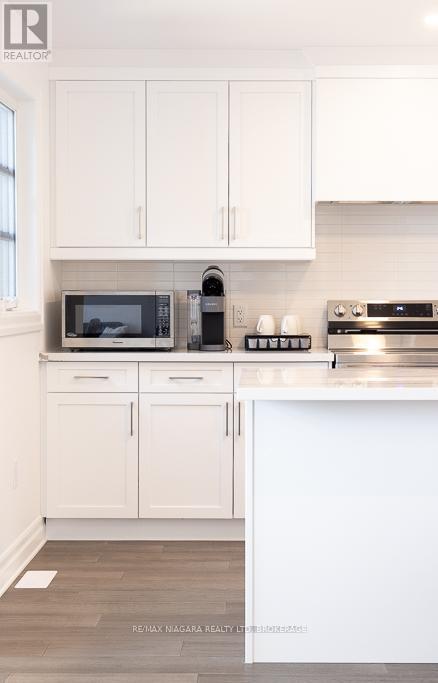 Upper - 7416 Parkside Road, Niagara Falls, Ontario  L2H 3V9 - Photo 39 - X12615628