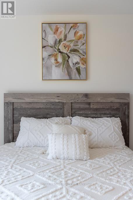 Upper - 7416 Parkside Road, Niagara Falls, Ontario  L2H 3V9 - Photo 41 - X12615628