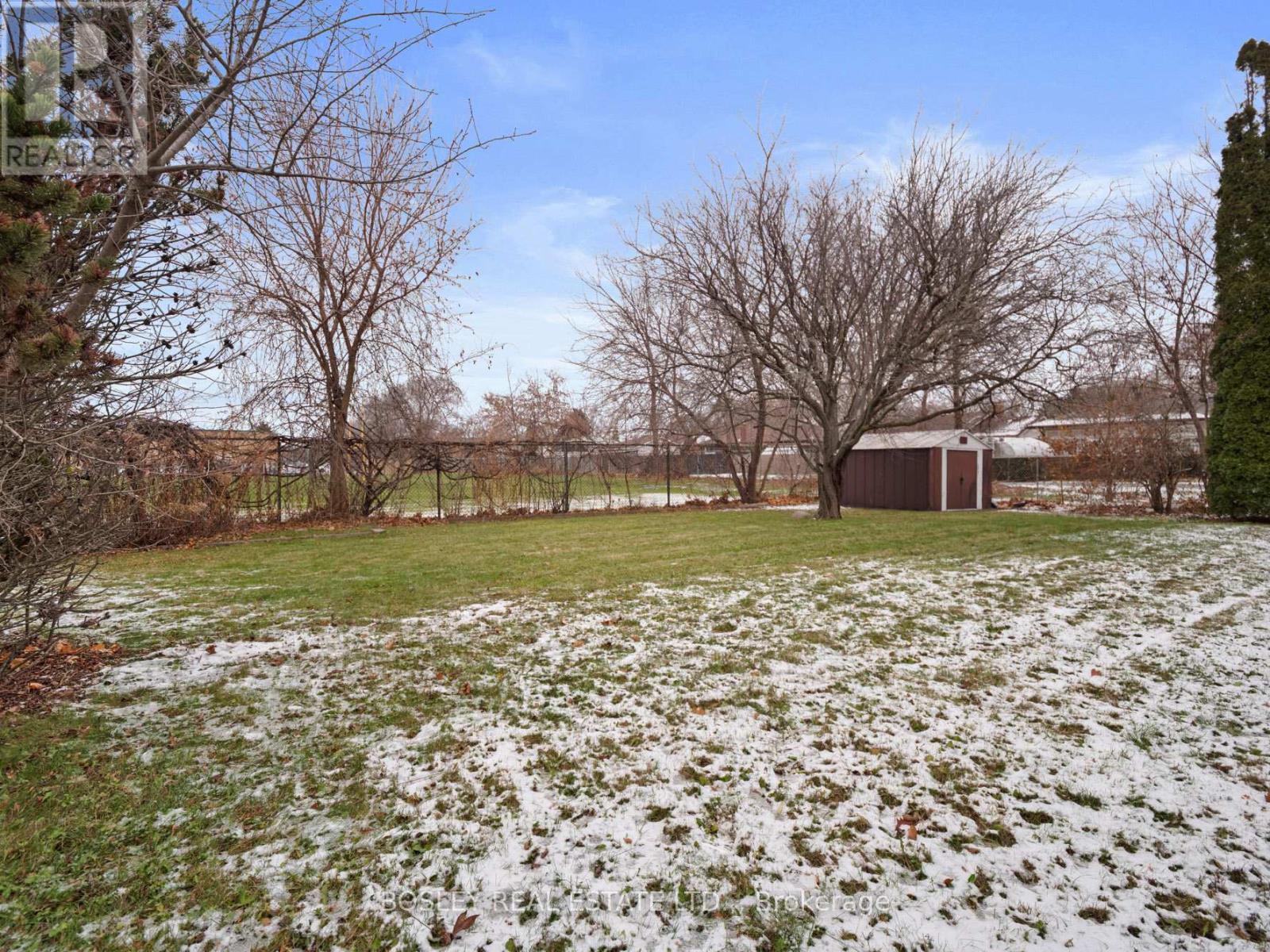 33 Tamarack Avenue, St. Catharines, Ontario  L3M 3C1 - Photo 24 - X12615634