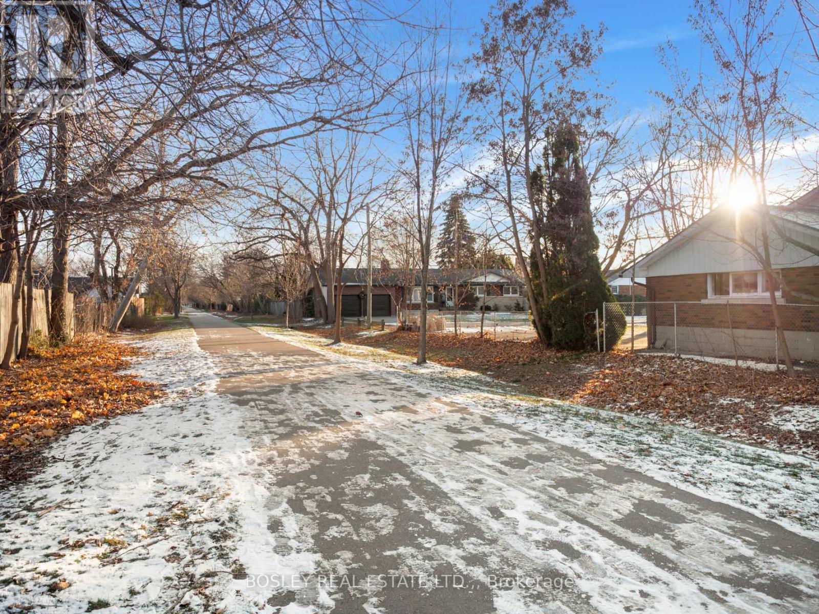 33 Tamarack Avenue, St. Catharines, Ontario  L3M 3C1 - Photo 27 - X12615634