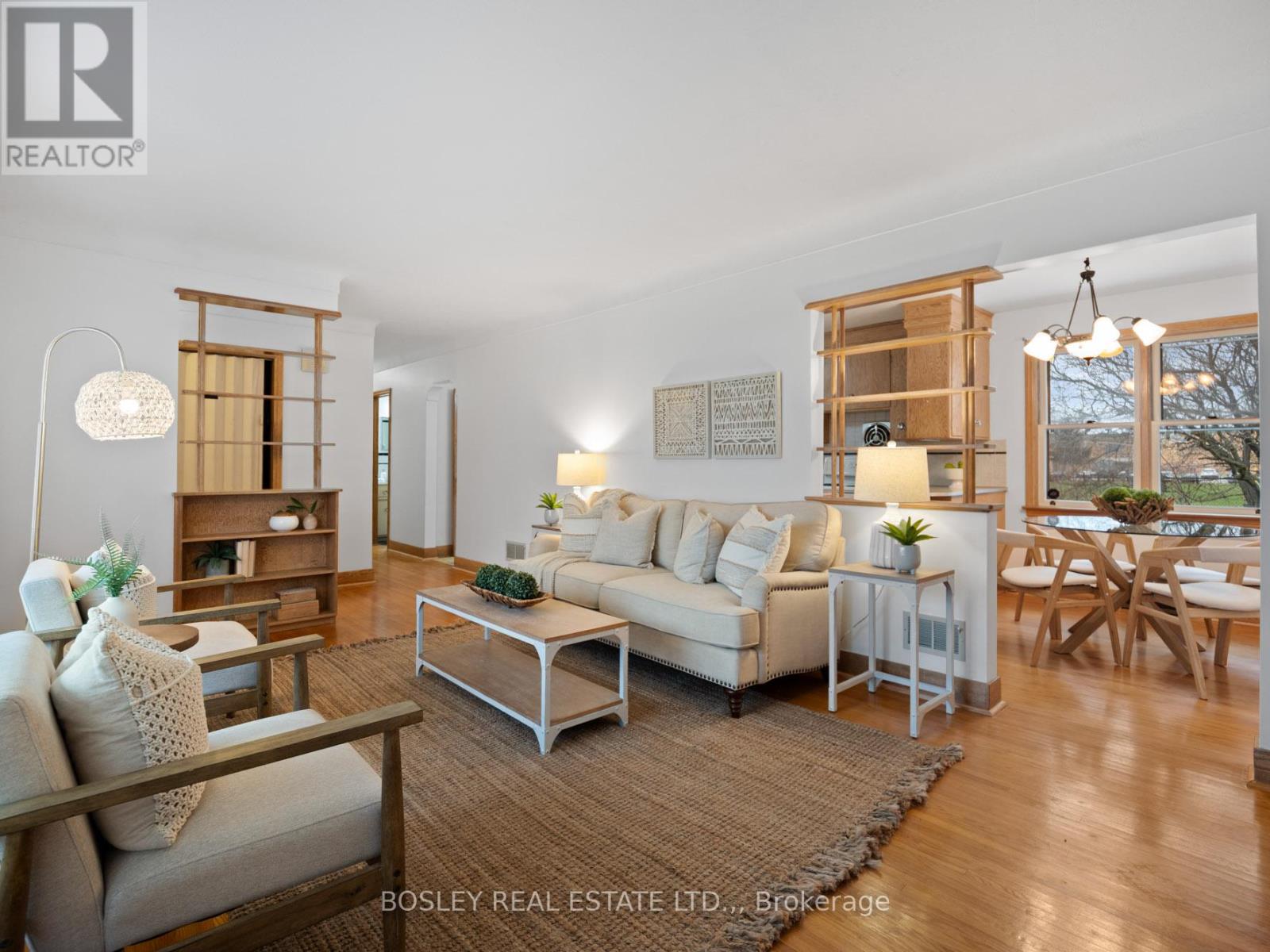 33 Tamarack Avenue, St. Catharines, Ontario  L3M 3C1 - Photo 5 - X12615634