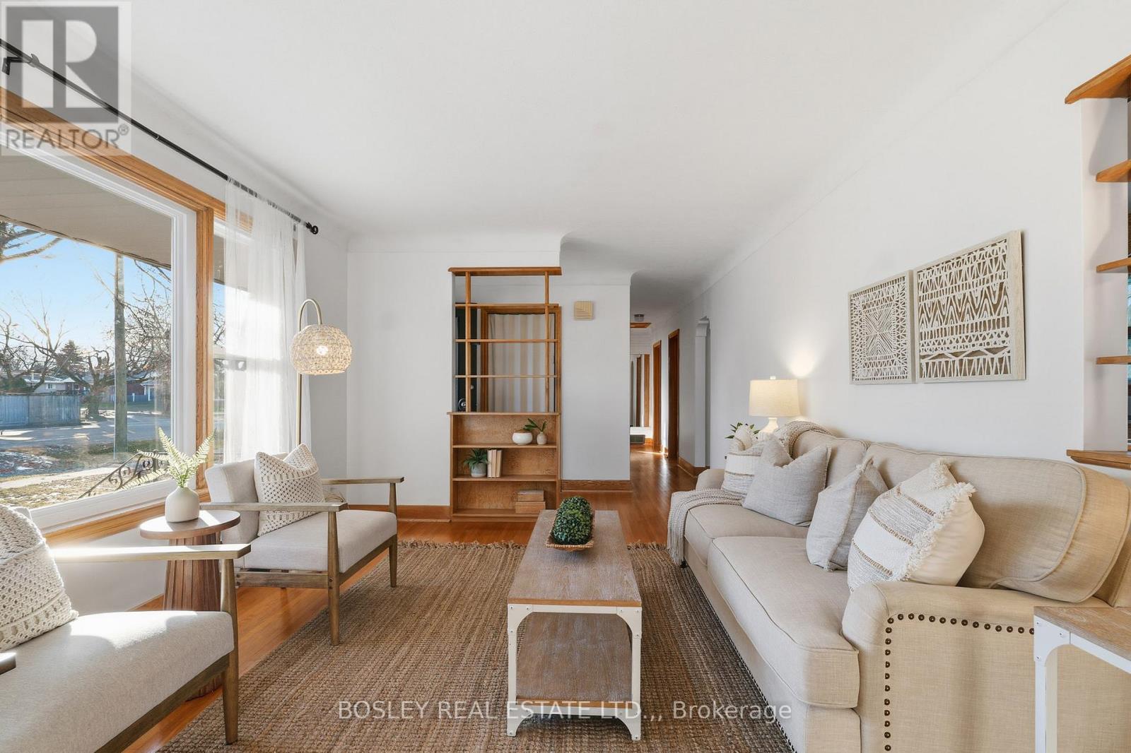 33 Tamarack Avenue, St. Catharines, Ontario  L3M 3C1 - Photo 7 - X12615634