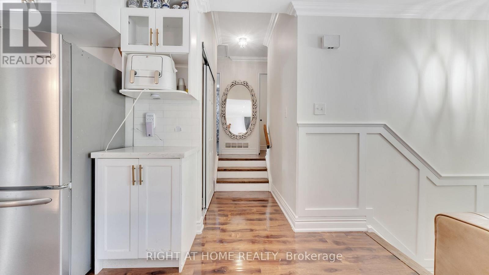 20 Cardiff Court, Whitby (Lynde Creek), Ontario  L1N 5N9 - Photo 5 - E12486056