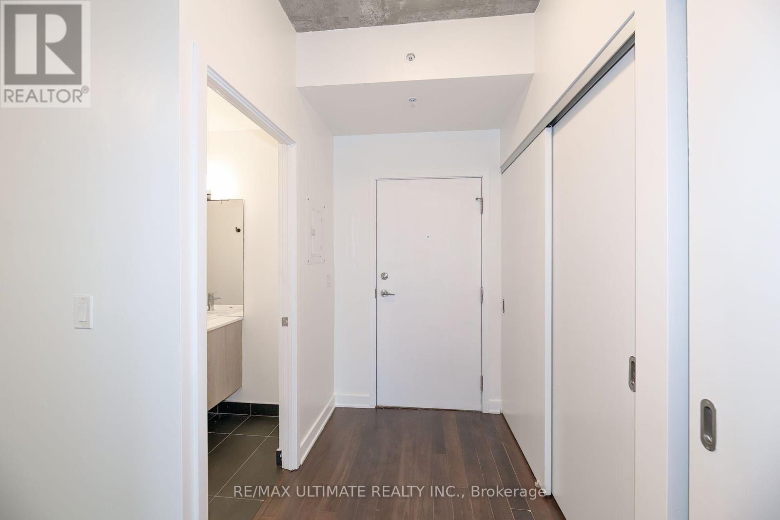 904 - 32 Camden Street, Toronto, Ontario  M5V 1V1 - Photo 4 - C12602294