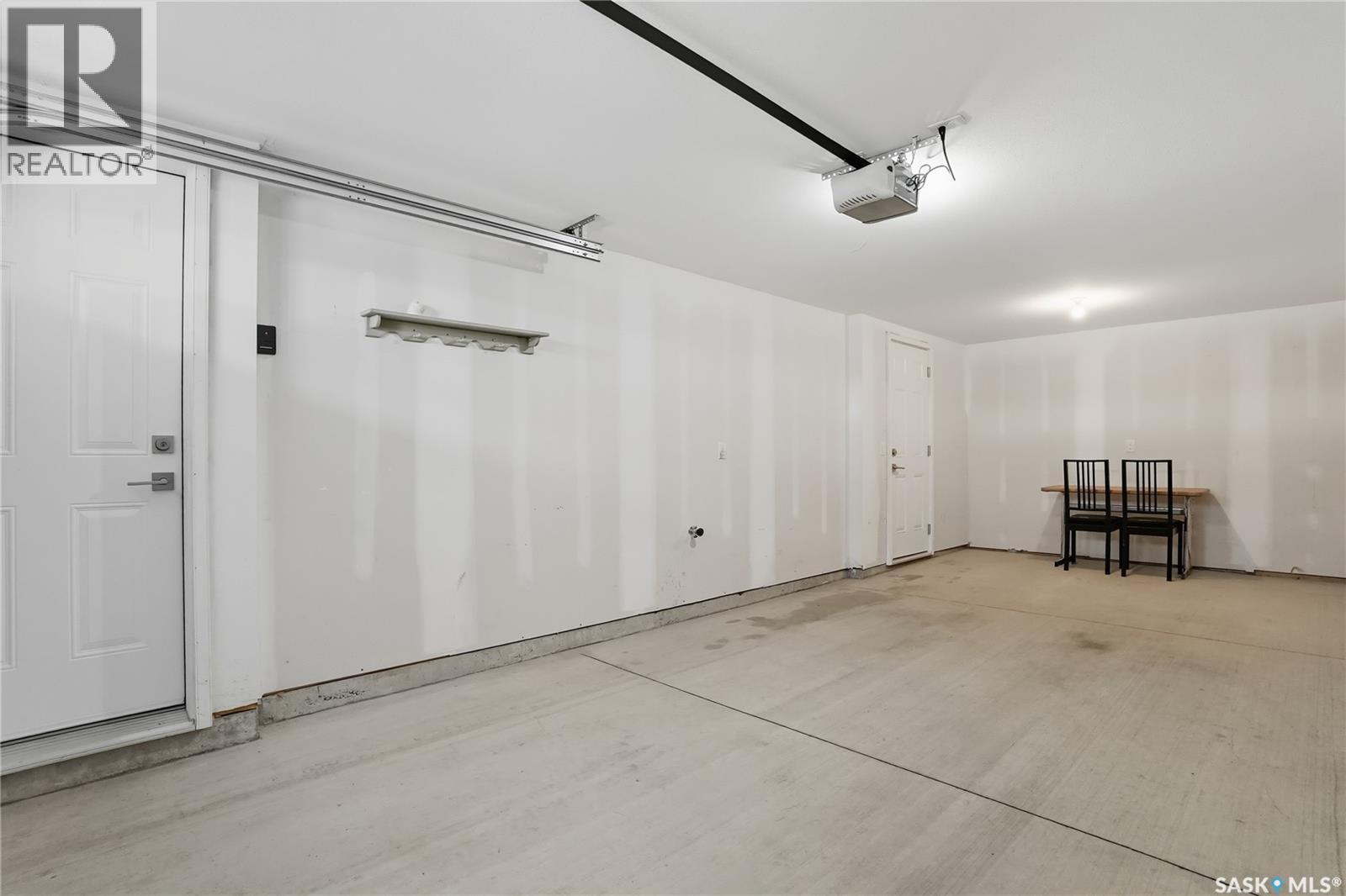 210 315 Dickson Crescent, Saskatoon, Saskatchewan  S7T 0Z1 - Photo 37 - SK025237