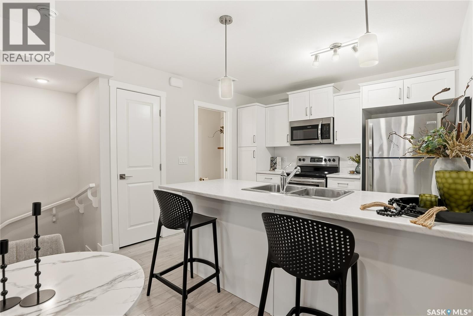 210 315 Dickson Crescent, Saskatoon, Saskatchewan  S7T 0Z1 - Photo 14 - SK025237