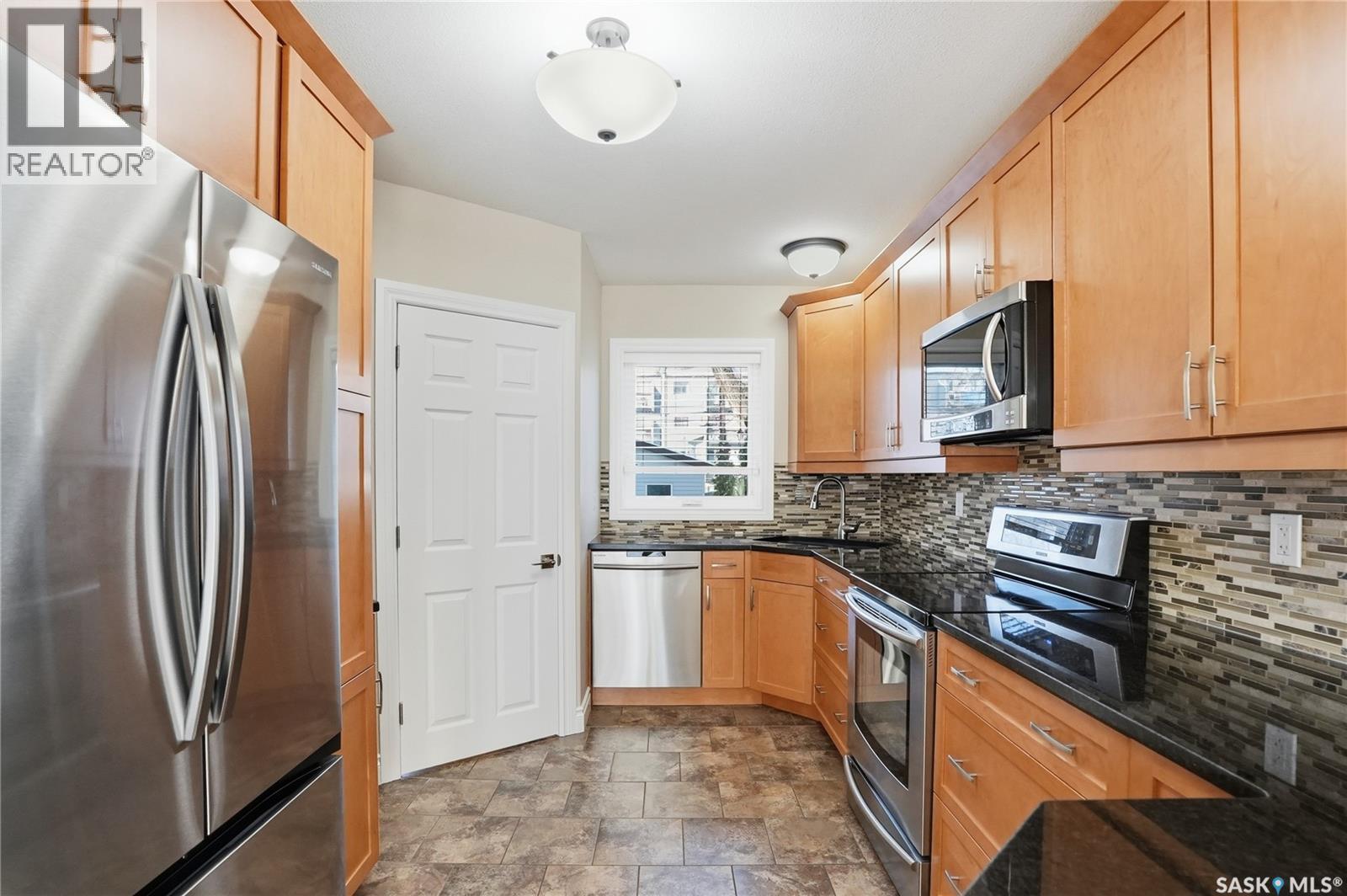 421 9th Street, Saskatoon, Saskatchewan  S7N 0A7 - Photo 4 - SK025440