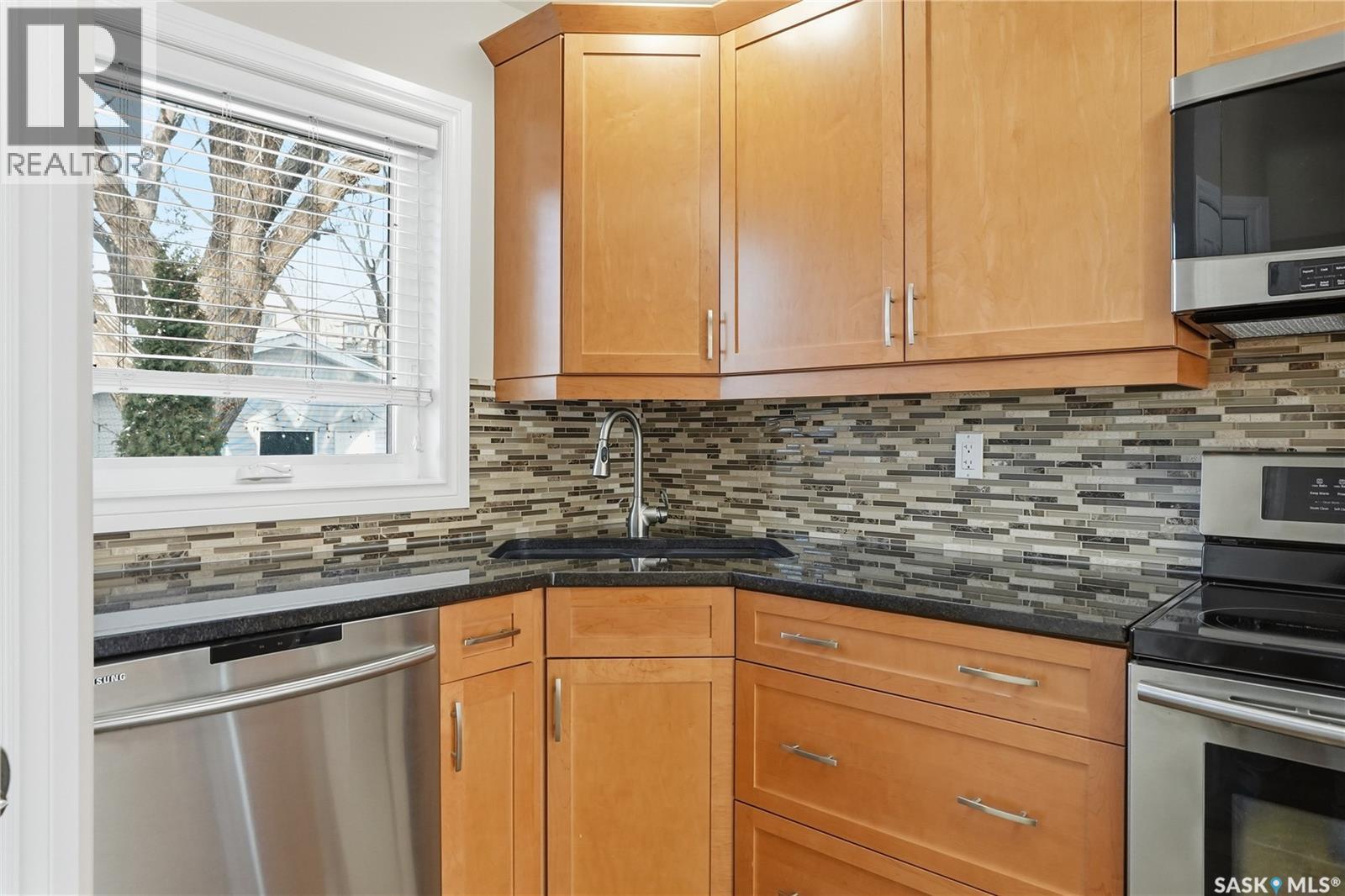 421 9th Street, Saskatoon, Saskatchewan  S7N 0A7 - Photo 10 - SK025440