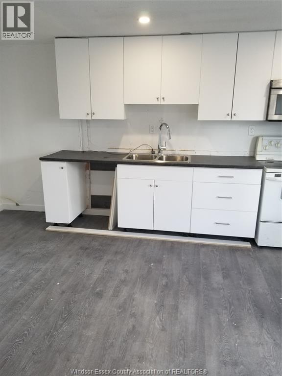 10390 Shenandoah, Windsor, Ontario N8R 1B5 - Photo 7 - 25031519