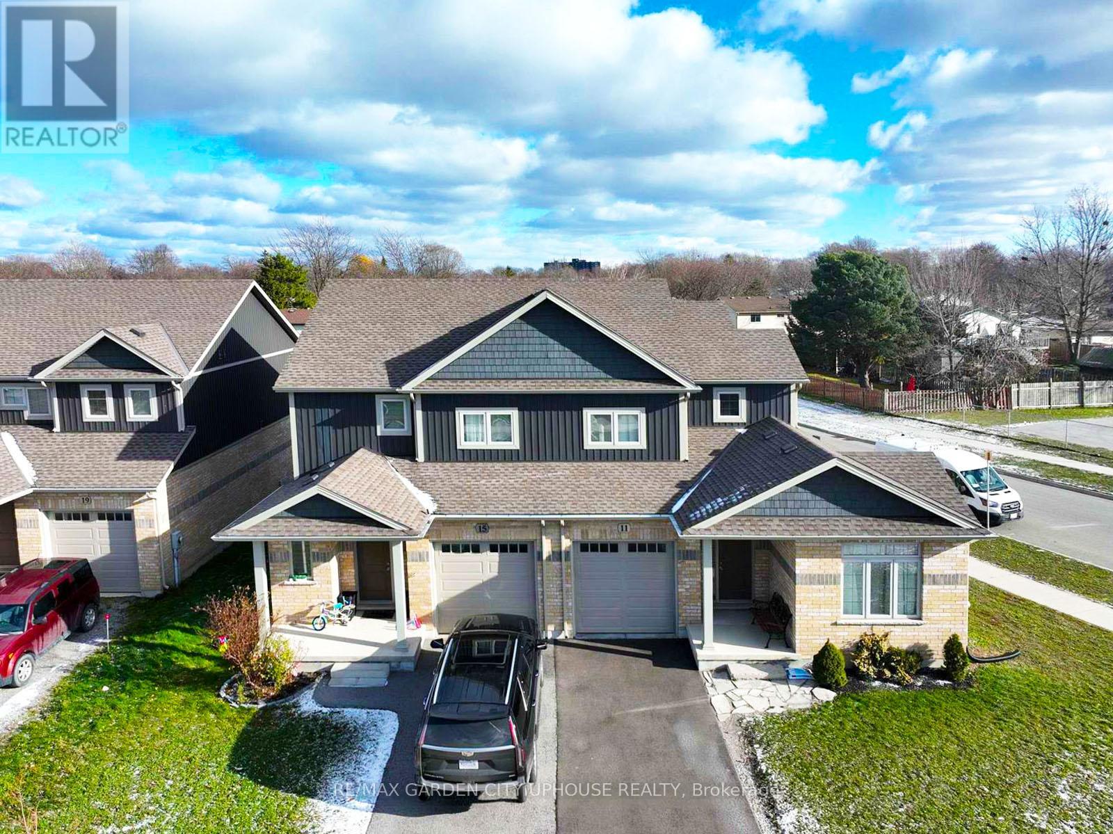 Lower - 11 Manhattan Court, St. Catharines, Ontario L2R 0B8 - Photo 1 - X12611066