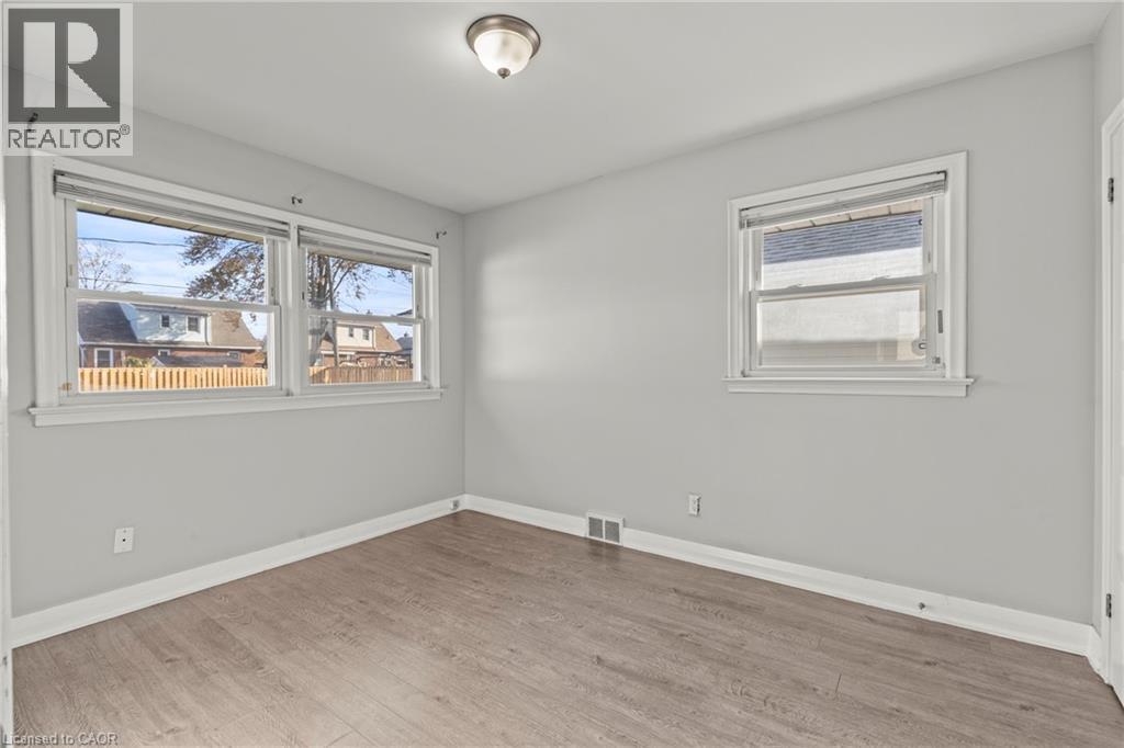 14 Westmount Avenue Unit# Lower, Thorold, Ontario  L2V 2W1 - Photo 19 - 40793315