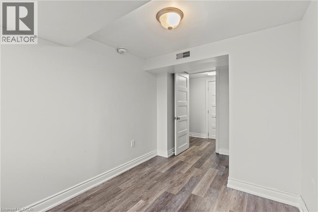 14 Westmount Avenue Unit# Lower, Thorold, Ontario  L2V 2W1 - Photo 38 - 40793315