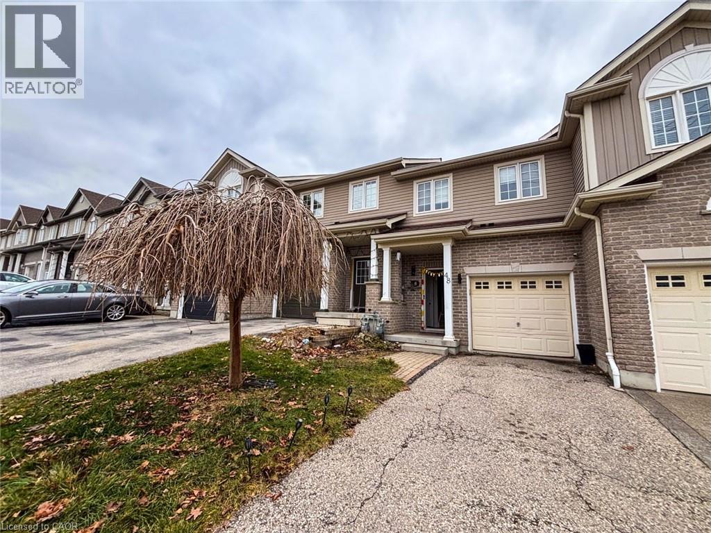 48 Rockcliffe Drive, Kitchener, Ontario  N2R 1W5 - Photo 3 - 40790732