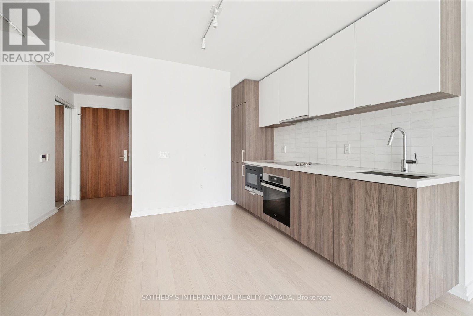 618 - 15 Queens Quay E, Toronto, Ontario  M5E 0C5 - Photo 13 - C12615636