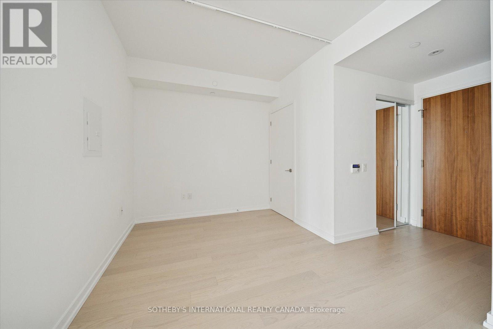 618 - 15 Queens Quay E, Toronto, Ontario  M5E 0C5 - Photo 16 - C12615636