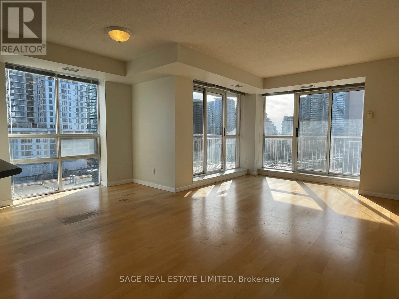 805 - 18 Stafford Street, Toronto (Niagara), Ontario  M5V 3W4 - Photo 6 - C12615672