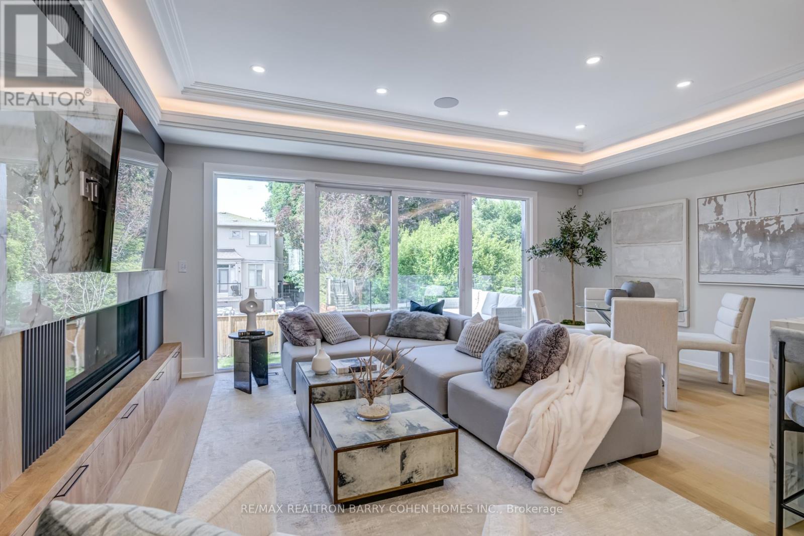 594 Broadway Avenue, Toronto (Leaside), Ontario  M4G 2S5 - Photo 12 - C12615684