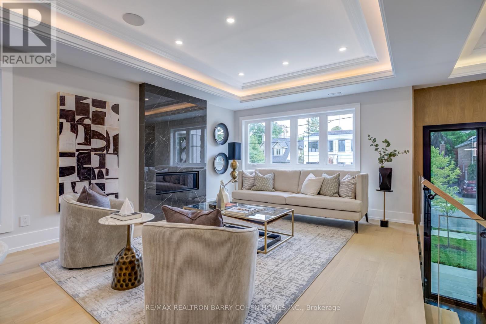 594 Broadway Avenue, Toronto (Leaside), Ontario  M4G 2S5 - Photo 8 - C12615684