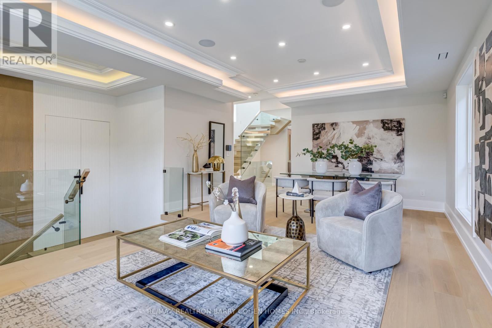 594 Broadway Avenue, Toronto (Leaside), Ontario  M4G 2S5 - Photo 9 - C12615684