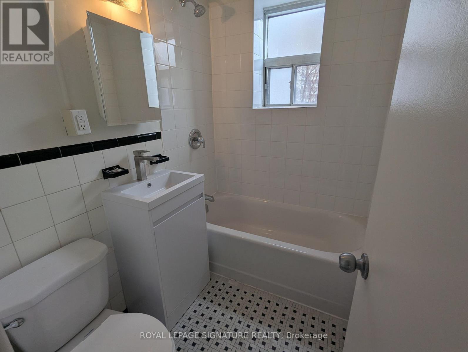 19 - 44 Balliol Street, Toronto, Ontario  M4S 1C1 - Photo 2 - C12615692