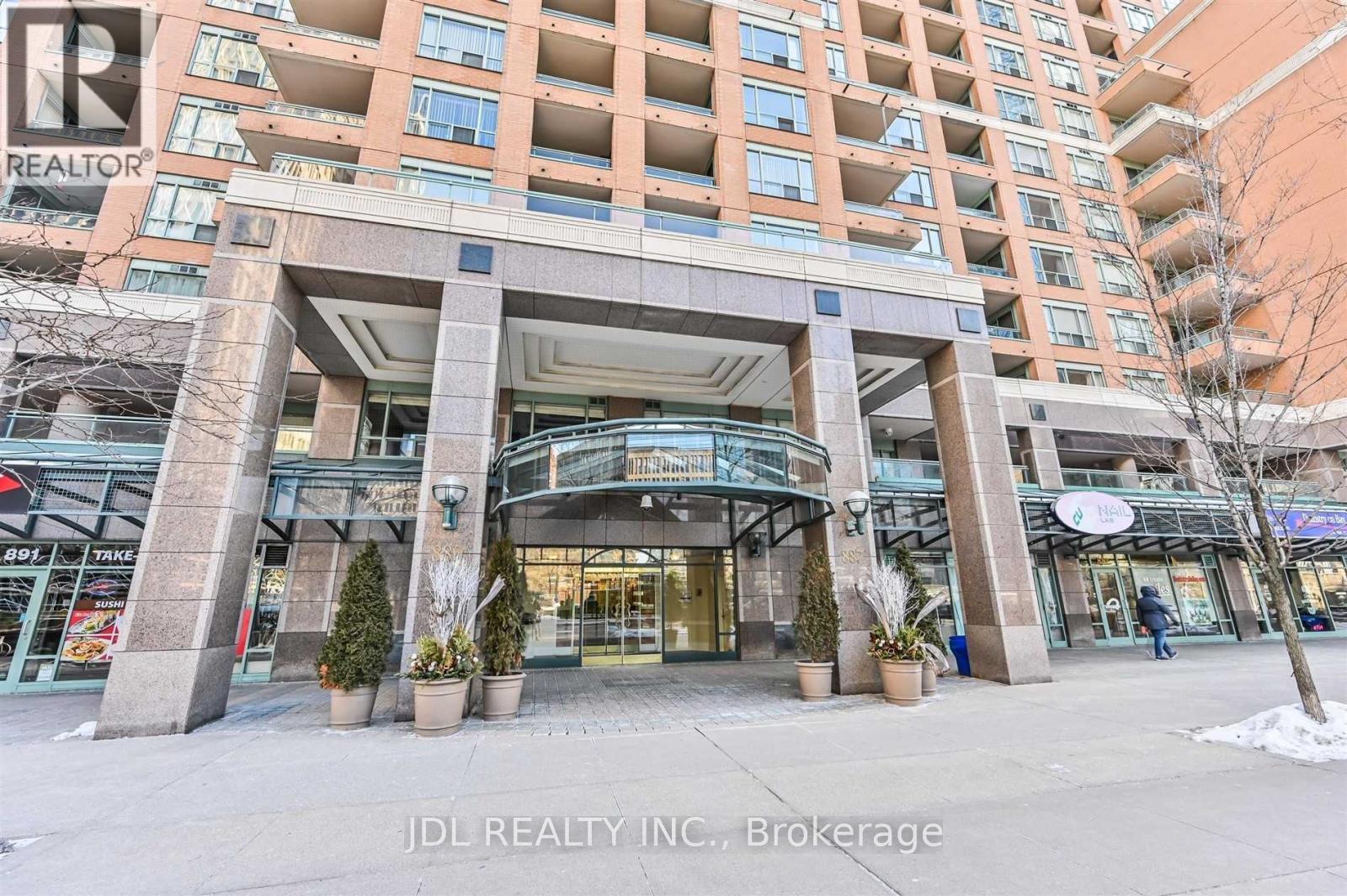 1610 - 887 Bay Street, Toronto, Ontario  M5S 3K4 - Photo 2 - C12615694