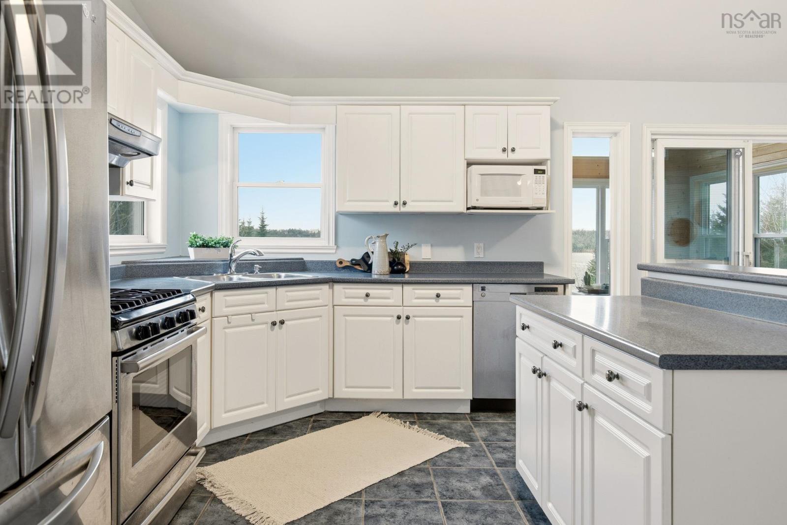 38 Bastian Point Road, East Lawrencetown, Nova Scotia  B2Z 1P8 - Photo 5 - 202528914