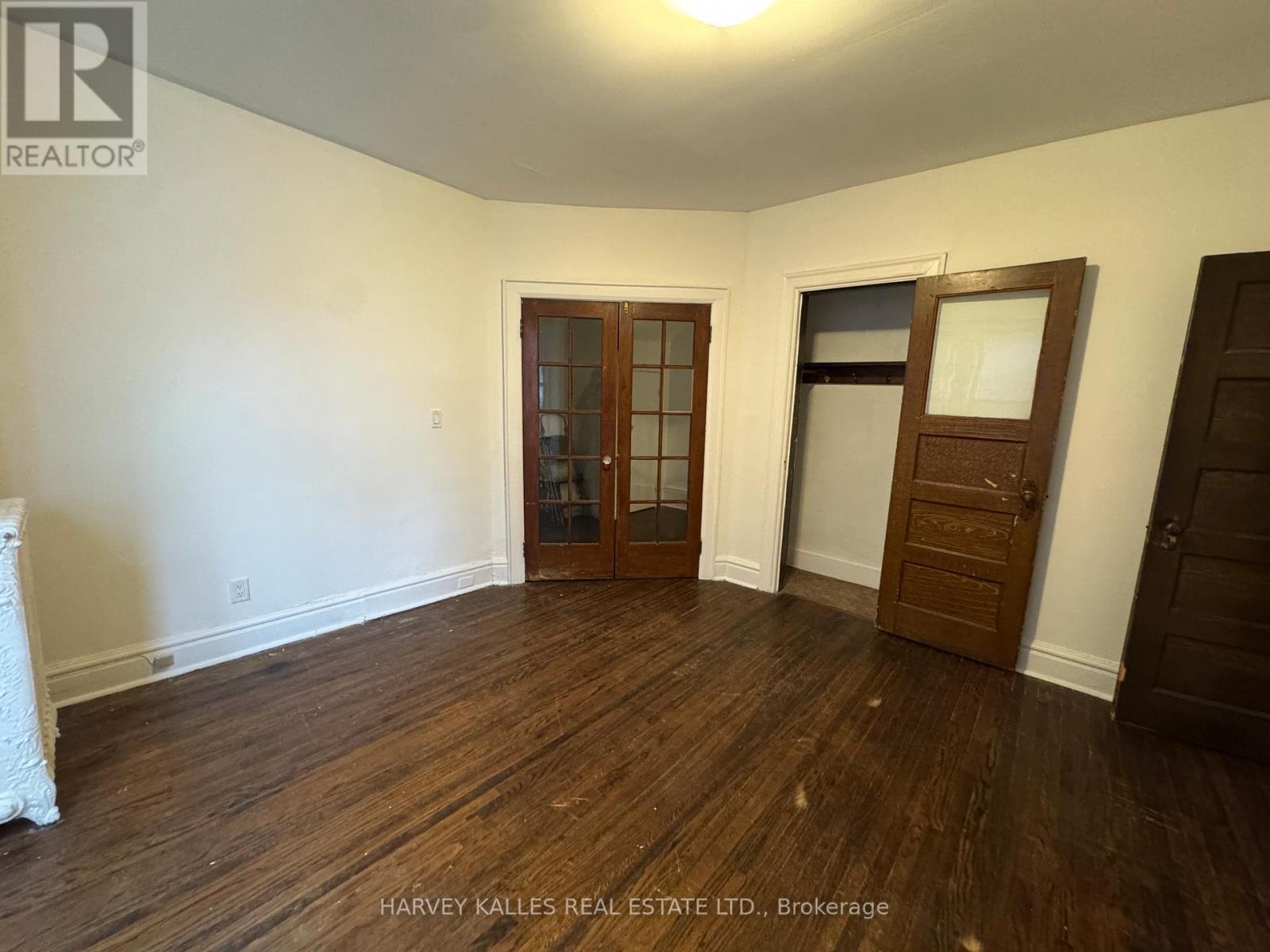 300 - 678 Huron Street, Toronto, Ontario M5R 2R9 - Photo 5 - C12567014