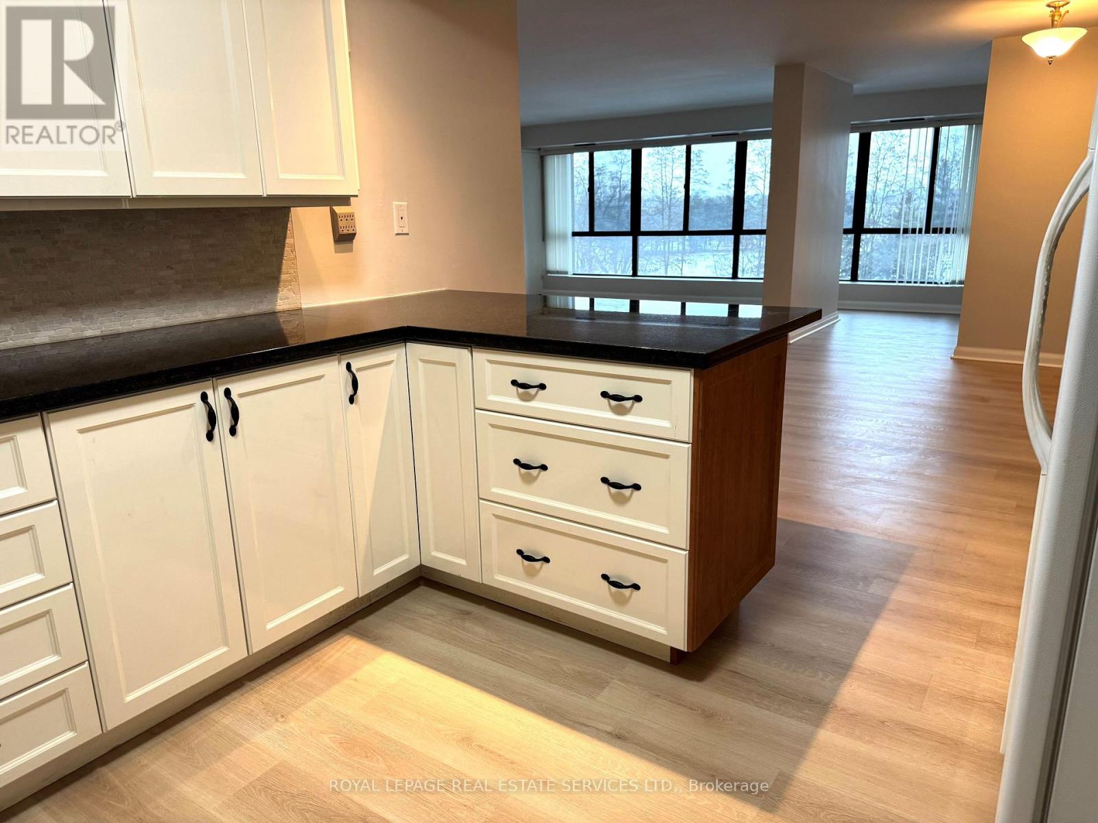 613 - 1400 Dixie Road, Mississauga, Ontario  L5E 3E1 - Photo 39 - W12424277