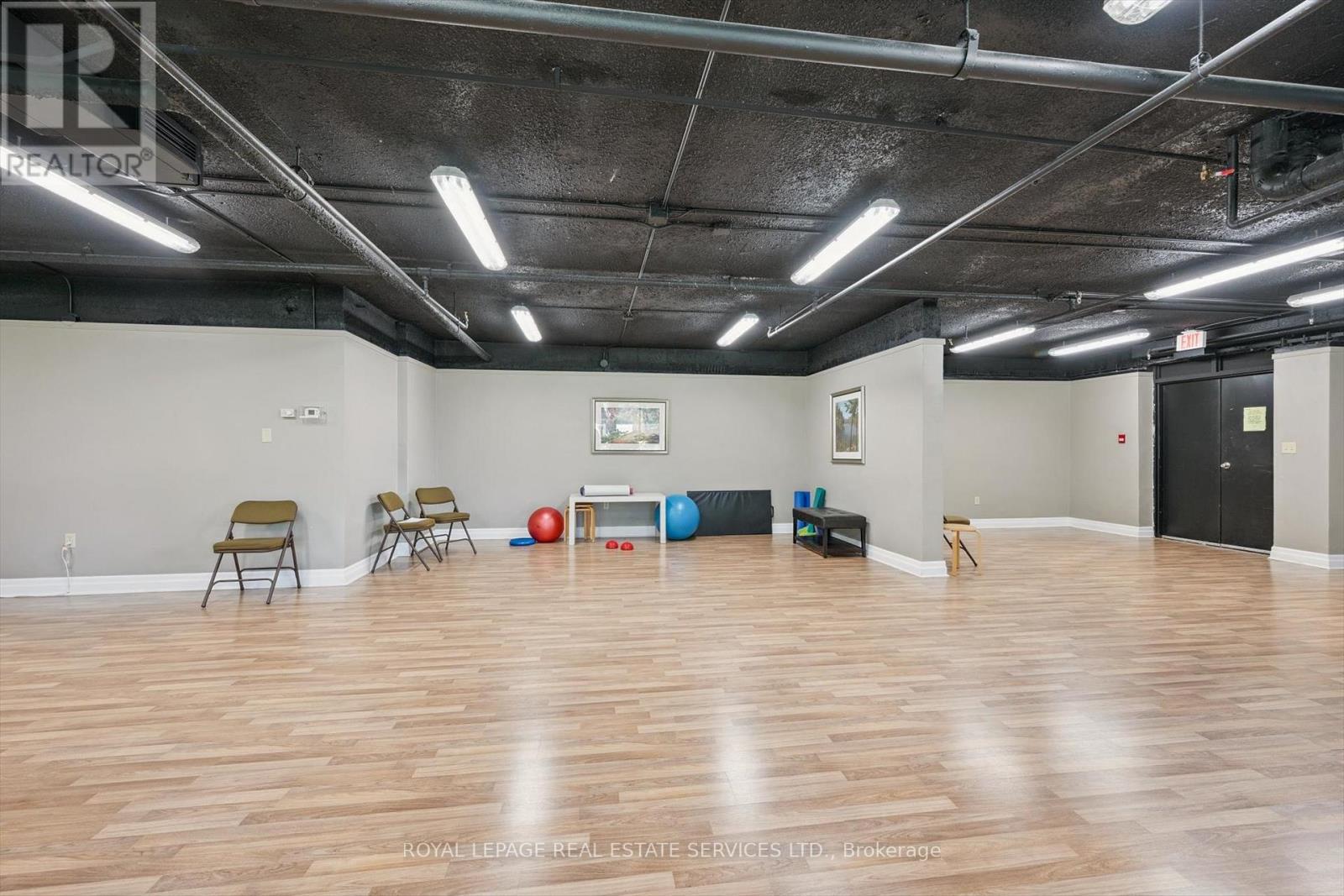 613 - 1400 Dixie Road, Mississauga, Ontario  L5E 3E1 - Photo 14 - W12424277