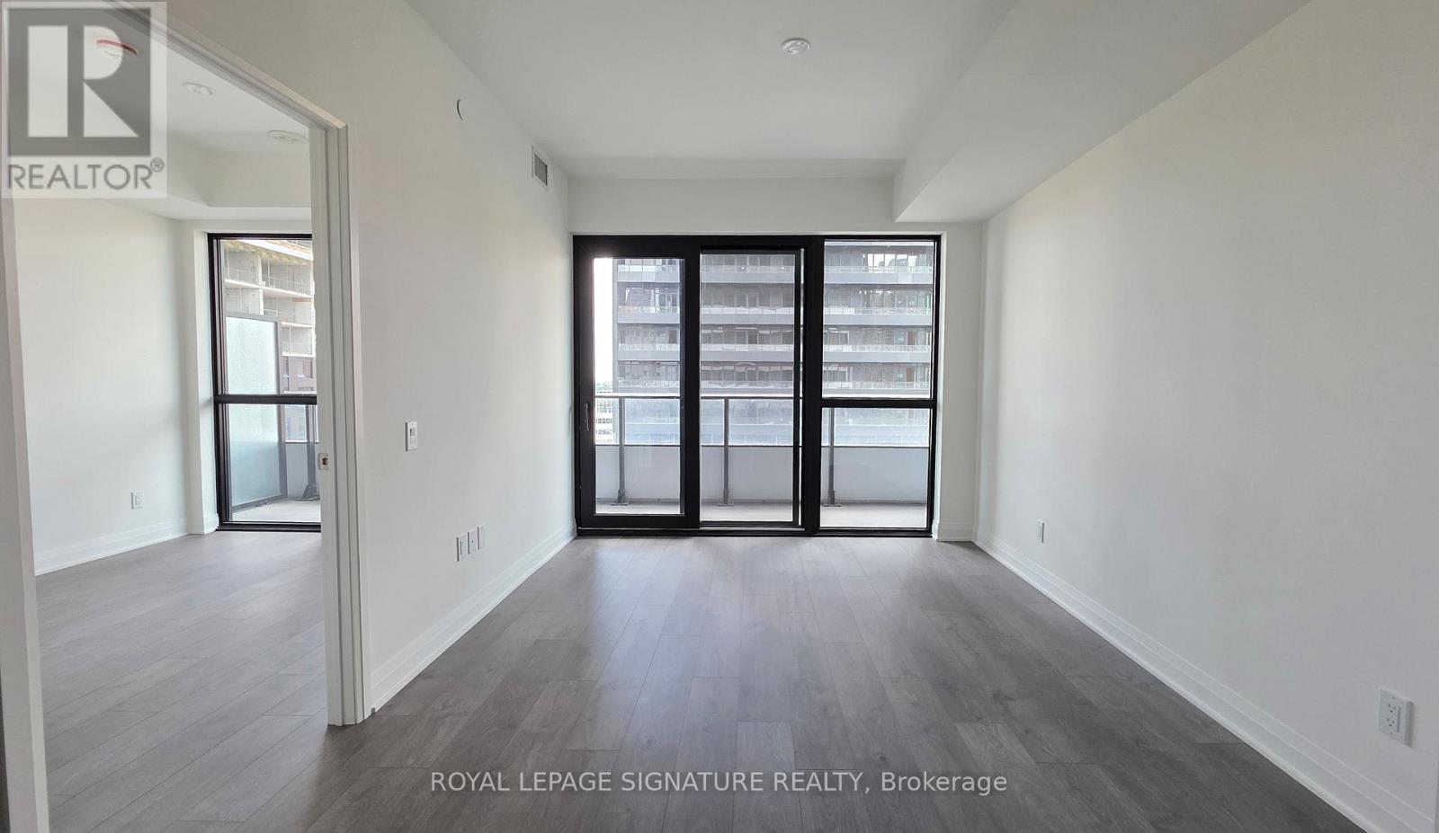 3311 - 4015 The Exchange, Mississauga, Ontario  L5B 0N9 - Photo 2 - W12537178