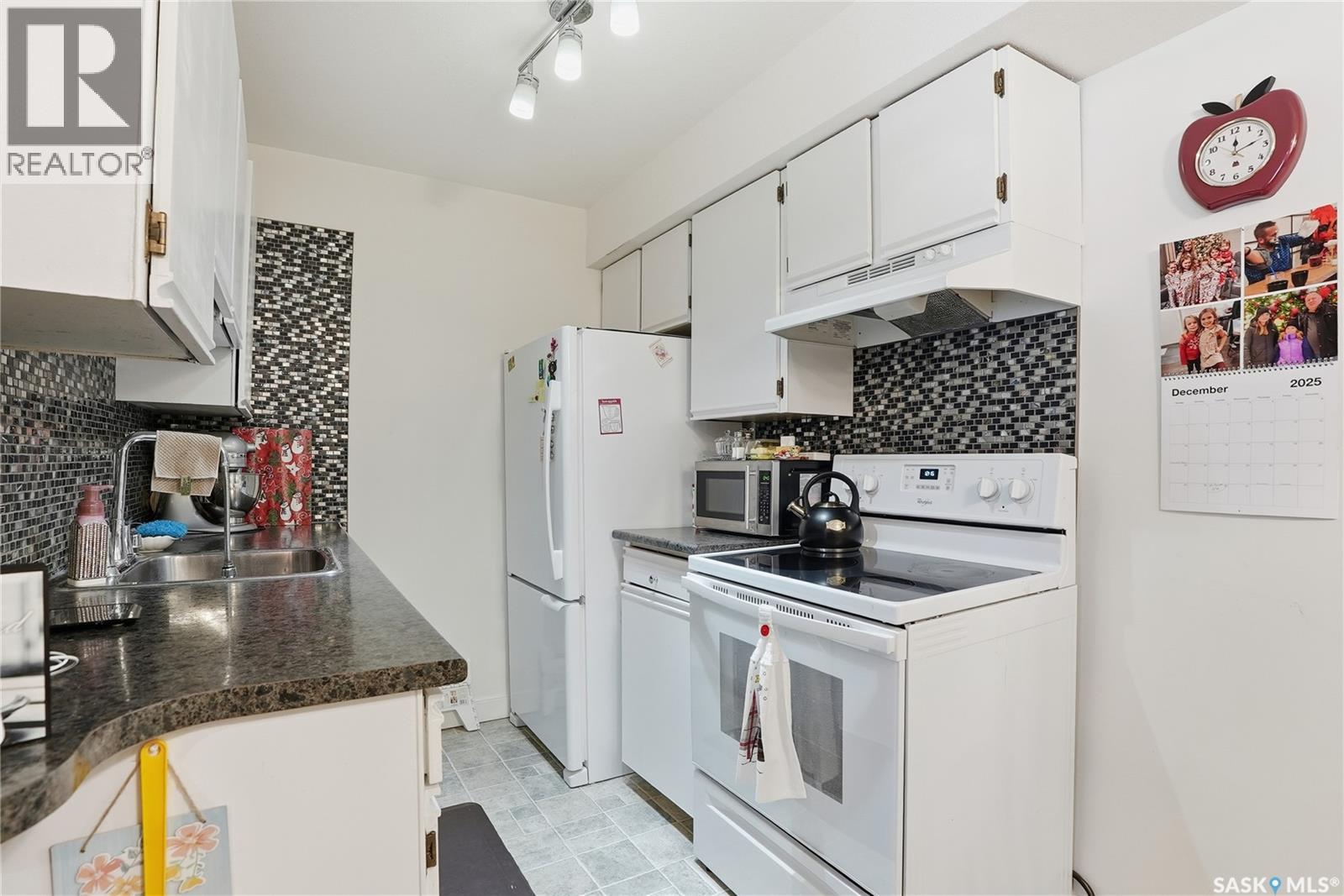 104 309a Cree Crescent, Saskatoon, Saskatchewan  S7K 7Y3 - Photo 10 - SK025453