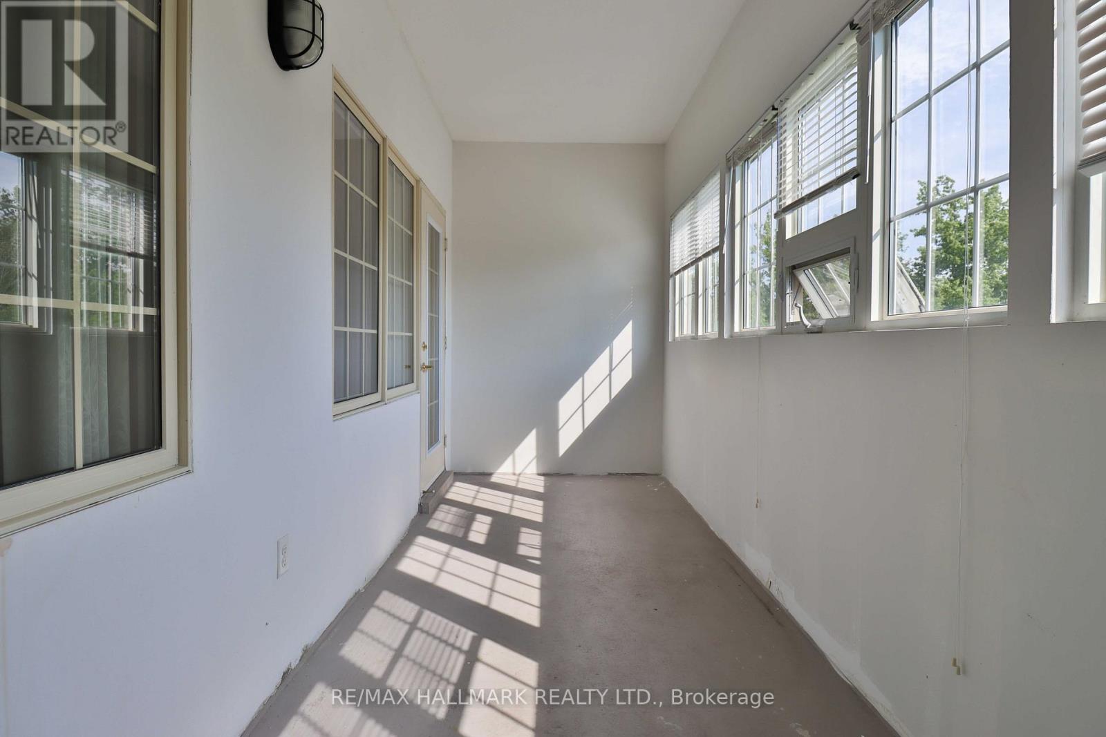 207 - 9451 Jane Street, Vaughan (Maple), Ontario  L6A 4H7 - Photo 18 - N12615606