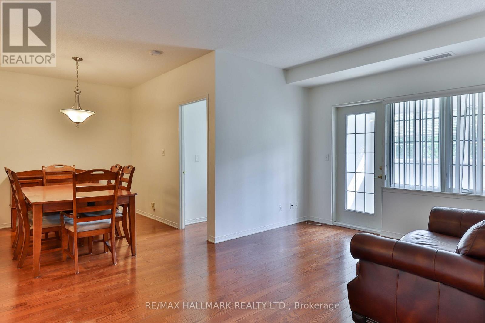 207 - 9451 Jane Street, Vaughan (Maple), Ontario  L6A 4H7 - Photo 7 - N12615606