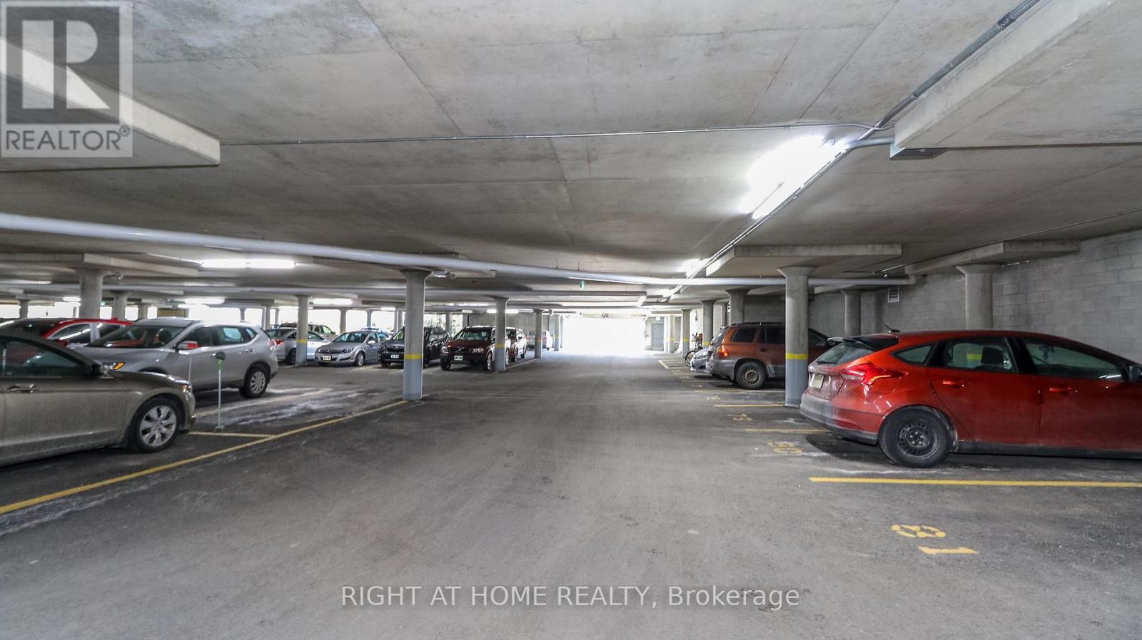 106 - 90 Dean Avenue, Barrie, Ontario  L4N 0M3 - Photo 11 - S12615686