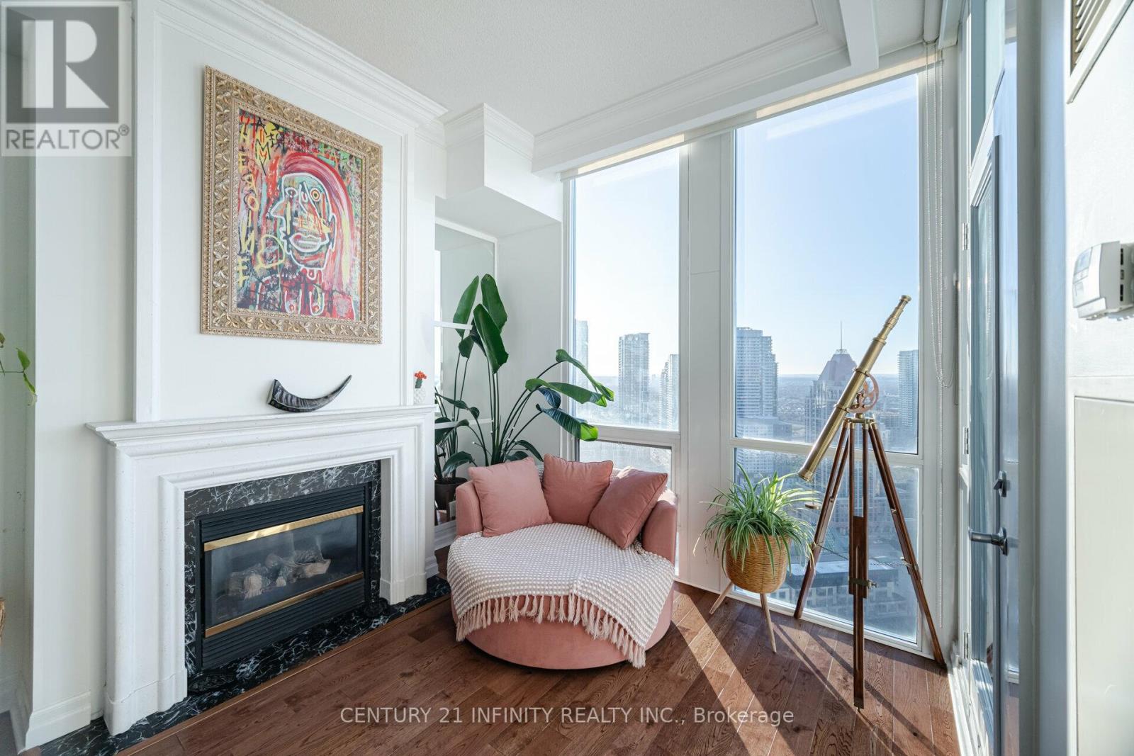 Ph1 - 3939 Duke Of York Boulevard, Mississauga (City Centre), Ontario  L5B 4N2 - Photo 15 - W12350835