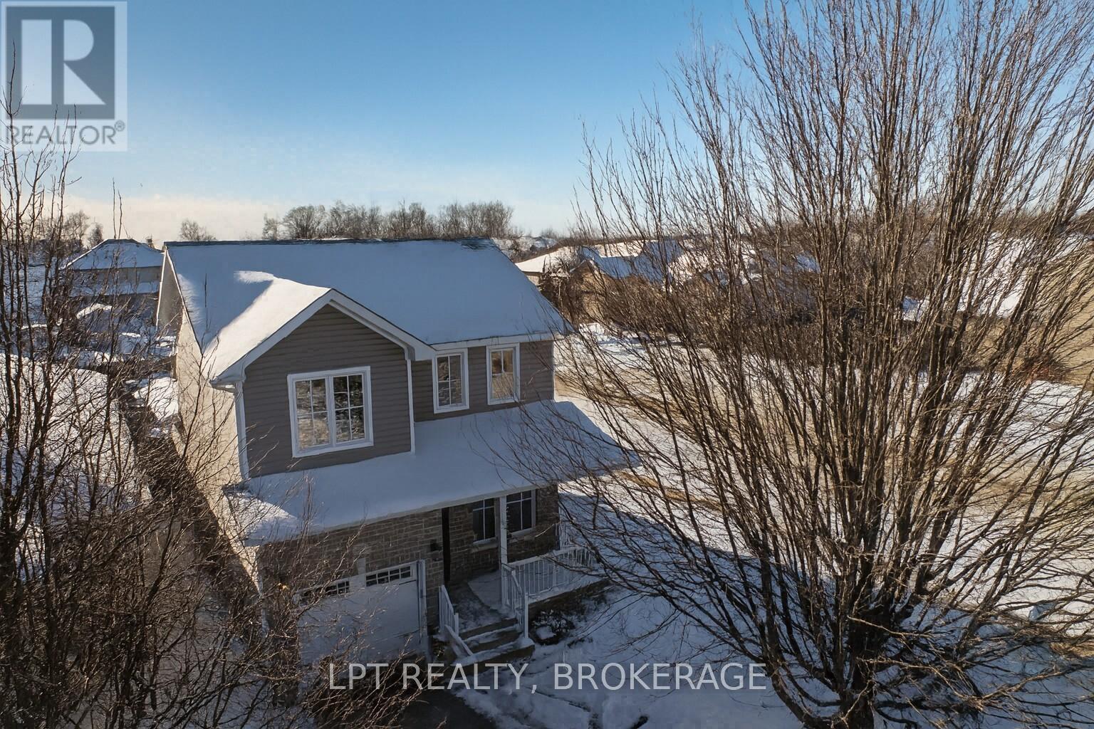 487 Mccallum Street, Kingston (Kingston East (Incl Barret Crt)), Ontario  K7K 0B3 - Photo 3 - X12615710