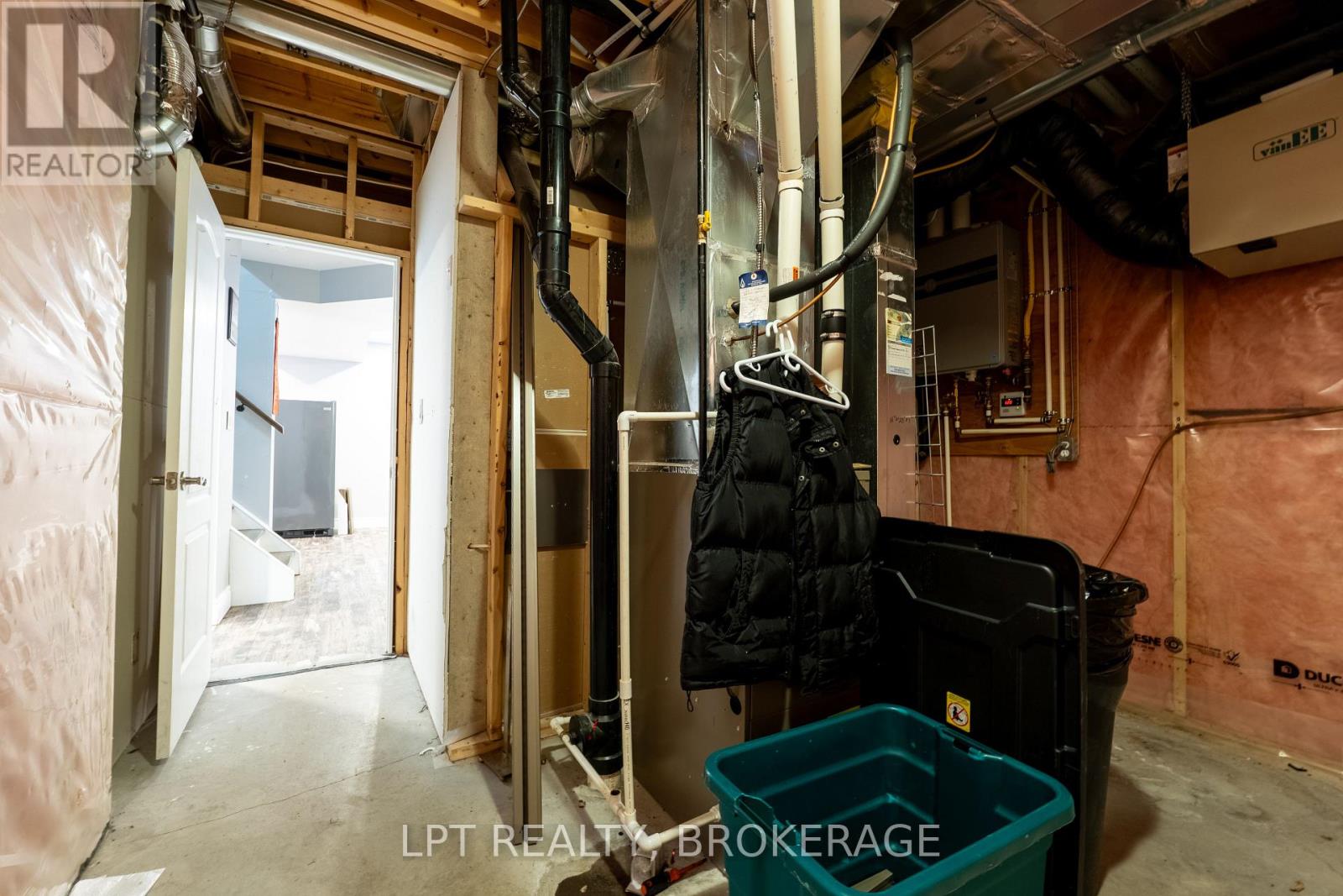 487 Mccallum Street, Kingston (Kingston East (Incl Barret Crt)), Ontario  K7K 0B3 - Photo 35 - X12615710