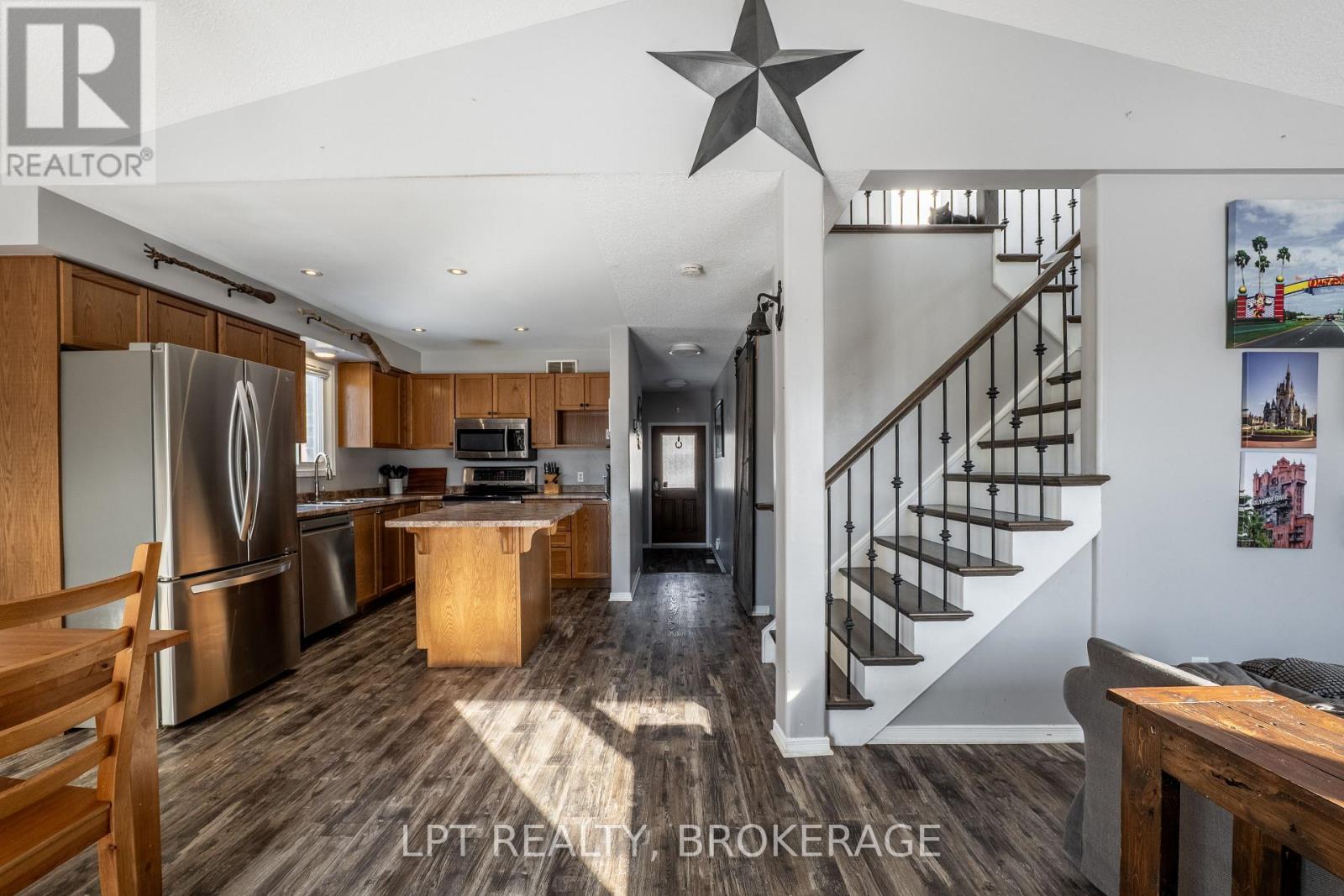 487 Mccallum Street, Kingston (Kingston East (Incl Barret Crt)), Ontario  K7K 0B3 - Photo 8 - X12615710