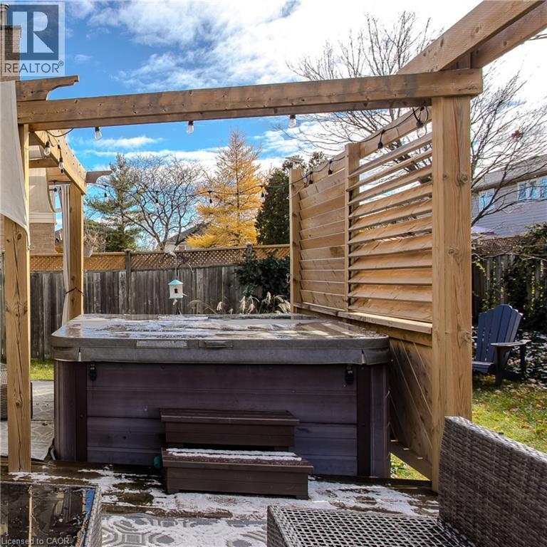 347 Delancey Boulevard, Hamilton, Ontario L9B 2B4 - Photo 32 - 40787305