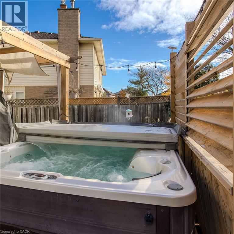 347 Delancey Boulevard, Hamilton, Ontario L9B 2B4 - Photo 30 - 40787305