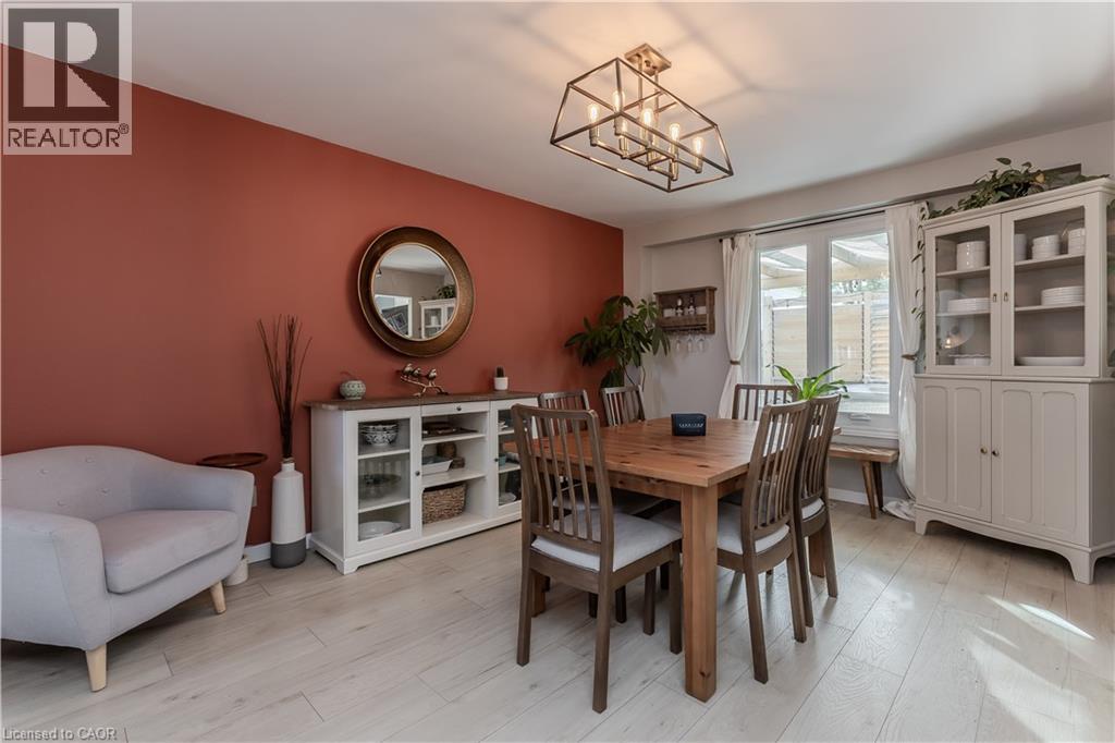 347 Delancey Boulevard, Hamilton, Ontario L9B 2B4 - Photo 12 - 40787305