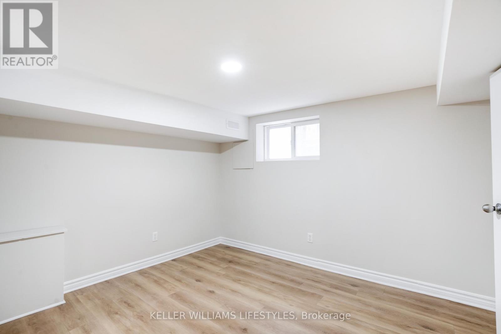 21 Elmwood Avenue E, London South, Ontario  N6C 1J1 - Photo 40 - X12615708