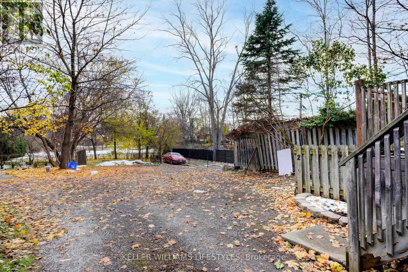 21 Elmwood Avenue E, London South, Ontario  N6C 1J1 - Photo 42 - X12615708